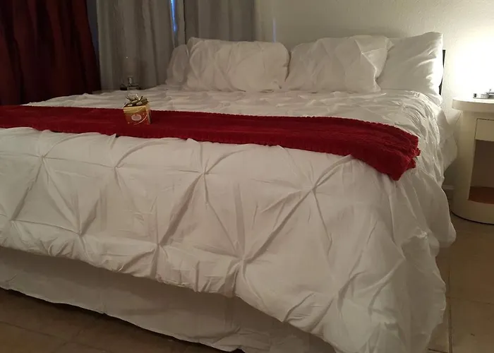Dream King Bed-2Bd-12 Min To Strip